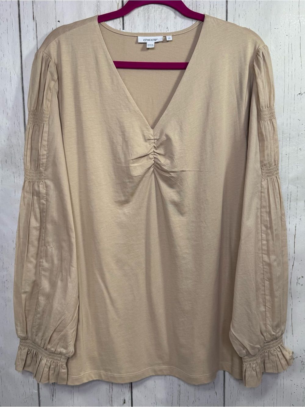 Chicos Beige V Neck Ruched Front Balloon Sleeve Top Blouse Quiet Luxury Size XXL